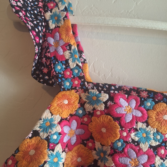 Savanna Jane Pink and Orange Floral Blouse - Picture 4 of 6